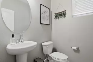 1255 N Arizona Ave, Chandler, AZ 85225 - Photo 17