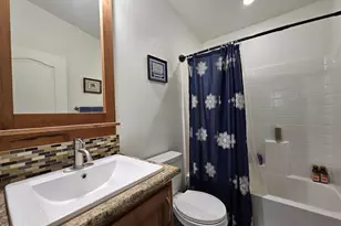 650 N Hawes Rd, Mesa, AZ 85207 - Photo 23