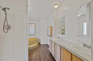 8601 N 103rd Ave, Peoria, AZ 85345 - Photo 17