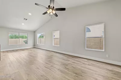 271 N Brookside Street, Chandler, AZ 85225 - Photo 7