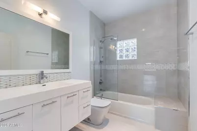 4435 N 35th Street, Phoenix, AZ 85018 - Photo 9
