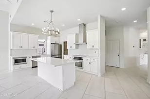 1401 W Sandpiper Dr, Gilbert, AZ 85233 - Photo 11