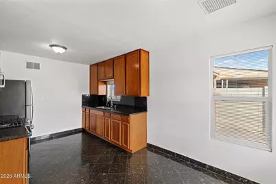 2920 W Holly Street, Phoenix, AZ 85009 - Photo 5
