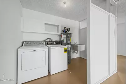 10189 W Pineaire Drive, Sun City, AZ 85351 - Photo 27