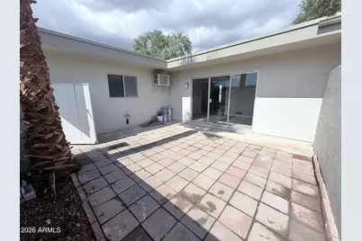 13089 N 100th Avenue #G, Sun City, AZ 85351 - Photo 17