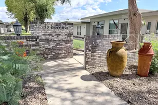 13089 N 100th Ave, Sun City, AZ 85351 - Photo 1