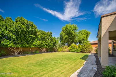 15124 W Highland Avenue, Goodyear, AZ 85395 - Photo 37