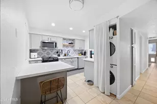 3402 N 32nd St, Phoenix, AZ 85018 - Photo 5