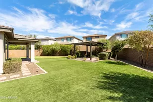 2860 E Riane Rd, Phoenix, AZ 85050 - Photo 9