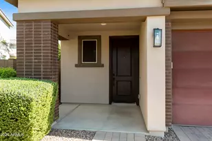 2860 E Riane Rd, Phoenix, AZ 85050 - Photo 3
