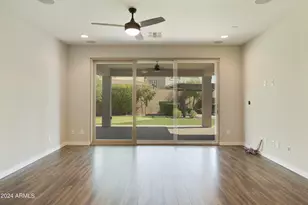 2860 E Riane Rd, Phoenix, AZ 85050 - Photo 25