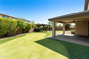 2860 E Riane Rd, Phoenix, AZ 85050 - Photo 11