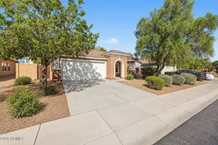 25748 W Nancy Ln, Buckeye, AZ 85326 - Photo 3