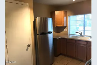 802 E Saragosa Street, Chandler, AZ 85225 - Photo 9