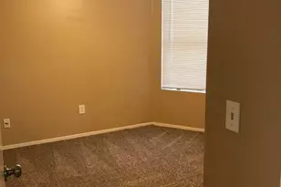 802 E Saragosa St, Chandler, AZ 85225 - Photo 13