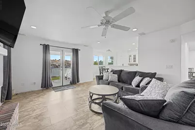 8967 W Maui Lane, Peoria, AZ 85381 - Photo 9