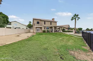 8967 W Maui Ln, Peoria, AZ 85381 - Photo 33