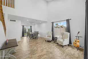 8967 W Maui Ln, Peoria, AZ 85381 - Photo 5