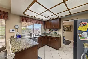 11403 N 77th Dr, Peoria, AZ 85345 - Photo 9