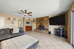 11403 N 77th Dr, Peoria, AZ 85345 - Photo 15