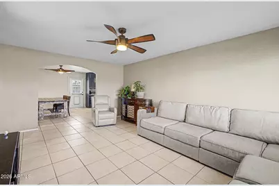 6427 W Purdue Avenue, Glendale, AZ 85302 - Photo 3