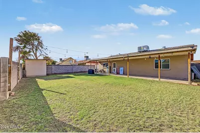 6427 W Purdue Avenue, Glendale, AZ 85302 - Photo 17