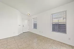 23613 N El Frio Ct, Sun City, AZ 85373 - Photo 11