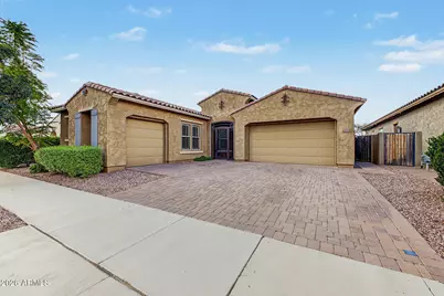 10220 E Thatcher Avenue, Mesa, AZ 85212 - Photo 5