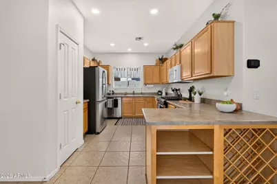 16045 W Banff Lane, Surprise, AZ 85379 - Photo 15