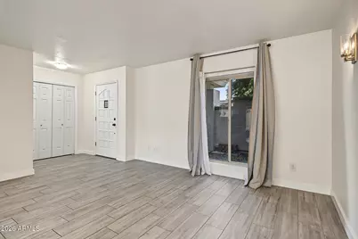 4902 N 74th Street, Scottsdale, AZ 85251 - Photo 3