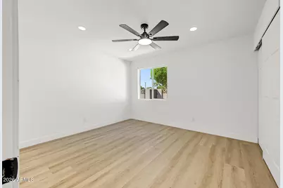 5640 W Highland Avenue, Phoenix, AZ 85031 - Photo 11