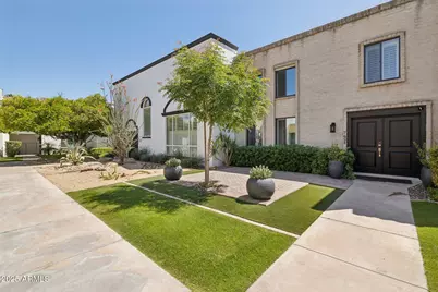 7694 E Minnezona Avenue, Scottsdale, AZ 85251 - Photo 5