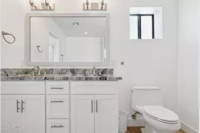 7694 E Minnezona Avenue, Scottsdale, AZ 85251 - Photo 33