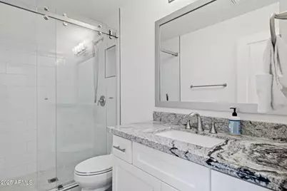 7694 E Minnezona Avenue, Scottsdale, AZ 85251 - Photo 37