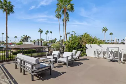 7694 E Minnezona Avenue, Scottsdale, AZ 85251 - Photo 41