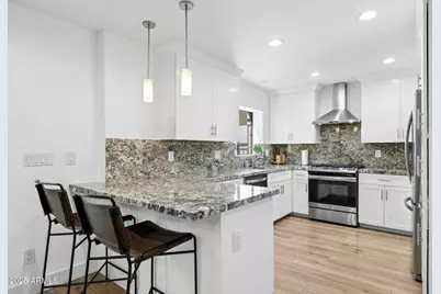 7694 E Minnezona Avenue, Scottsdale, AZ 85251 - Photo 23