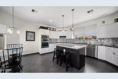 8621 S Maple Avenue, Tempe, AZ 85284 - Photo 7