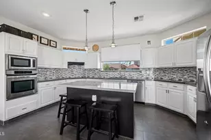 8621 S Maple Ave, Tempe, AZ 85284 - Photo 3