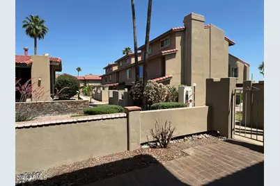 5611 N 79th Street #Unit 2, Scottsdale, AZ 85250 - Photo 3