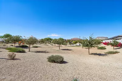 27000 N 168th Lane, Surprise, AZ 85387 - Photo 49