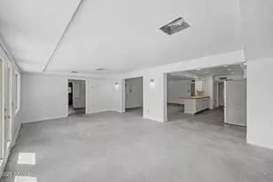 6319 N 13th Pl, Phoenix, AZ 85014 - Photo 11