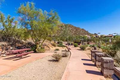 2711 W VÃ­a Bona Fortuna --, Phoenix, AZ 85086 - Photo 37