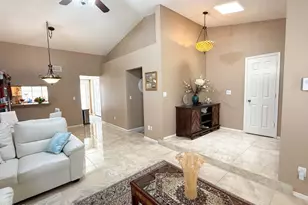 11011 N 92nd St, Scottsdale, AZ 85260 - Photo 5