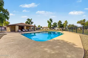 3306 S Parkside Dr, Tempe, AZ 85282 - Photo 29