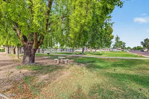 3306 S Parkside Dr, Tempe, AZ 85282 - Photo 25