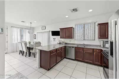 7359 W Cambridge Avenue, Phoenix, AZ 85035 - Photo 13