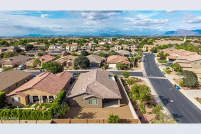 1075 W Redwood Avenue, Queen Creek, AZ 85140 - Photo 33