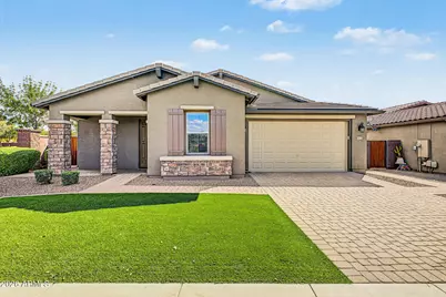 1075 W Redwood Avenue, Queen Creek, AZ 85140 - Photo 1
