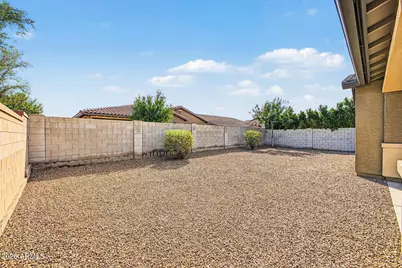 1075 W Redwood Avenue, Queen Creek, AZ 85140 - Photo 27