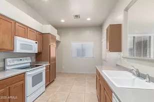 18650 N 91st Ave, Peoria, AZ 85382 - Photo 13